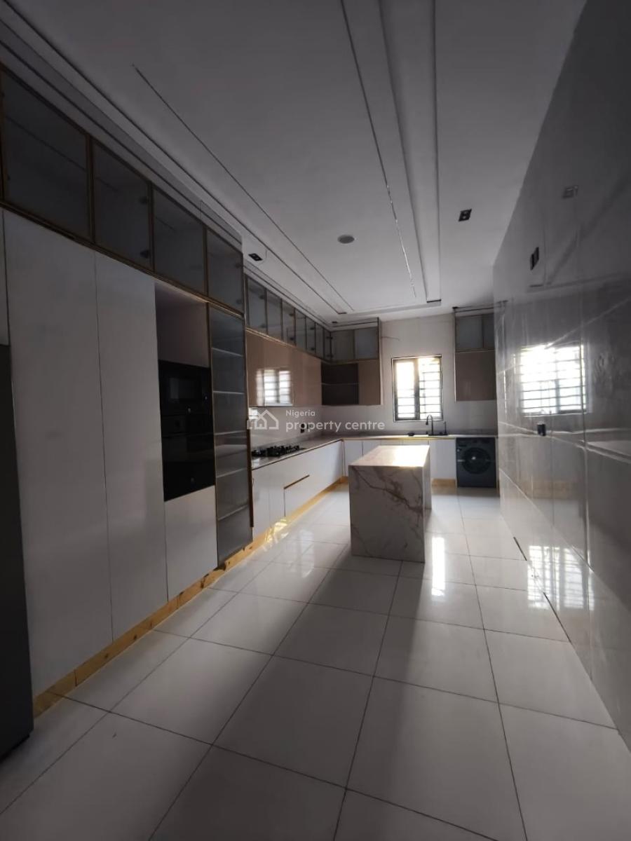 Luxury Well Built 5 Bedroom Fully Detached with Swimming Pool and Bq, Vgc, Lekki, Lagos, Detached Duplex for Sale