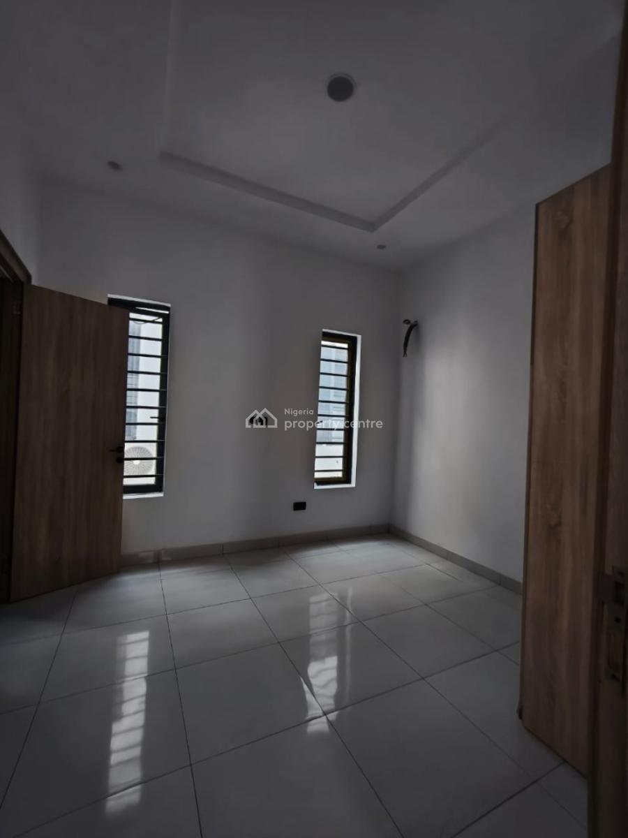 Luxury Well Built 5 Bedroom Fully Detached with Swimming Pool and Bq, Vgc, Lekki, Lagos, Detached Duplex for Sale