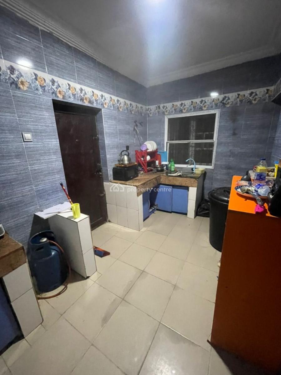 This Well-maintained 3-bedroom Apartment Offers Generous Living Spaces, Ogombo, Ajah, Lagos, Terraced Duplex for Rent