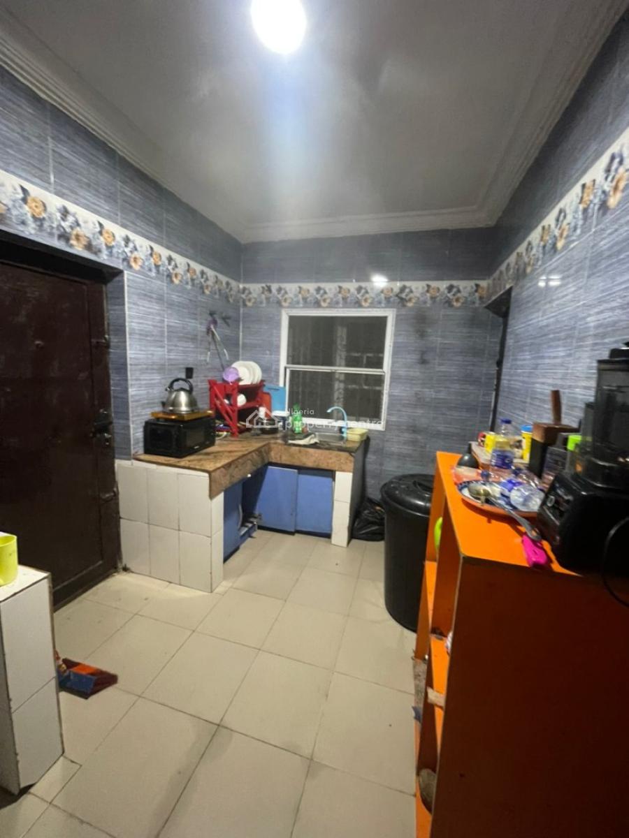 This Well-maintained 3-bedroom Apartment Offers Generous Living Spaces, Ogombo, Ajah, Lagos, Terraced Duplex for Rent