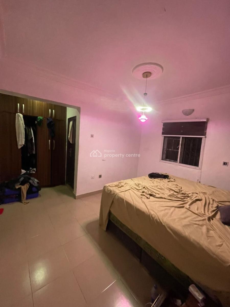 This Well-maintained 3-bedroom Apartment Offers Generous Living Spaces, Ogombo, Ajah, Lagos, Terraced Duplex for Rent
