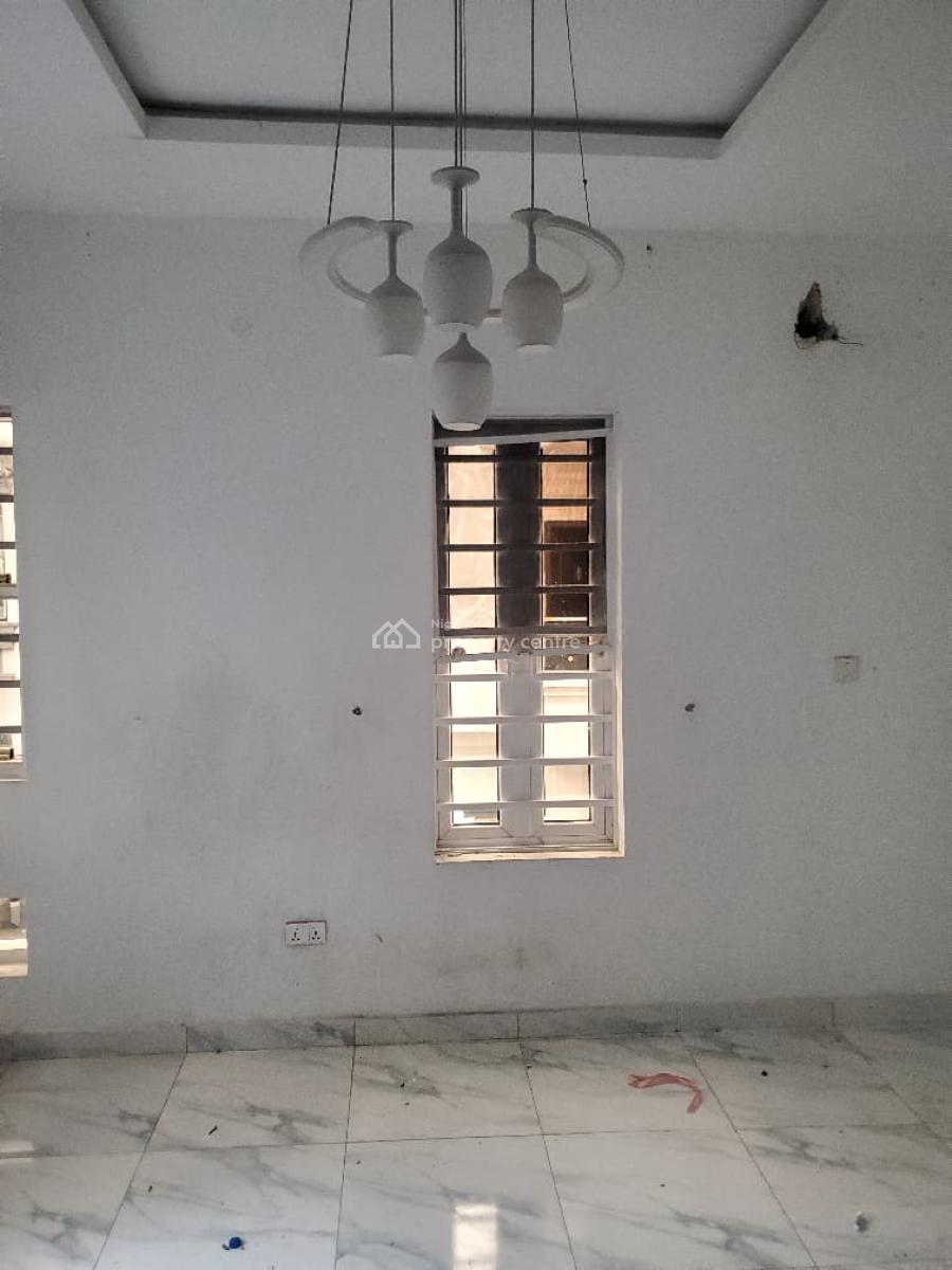 Spacious 4 Bedroom Terrace Duplex in a Secure Estate, Orchid, Lekki, Lagos, Terraced Duplex for Sale