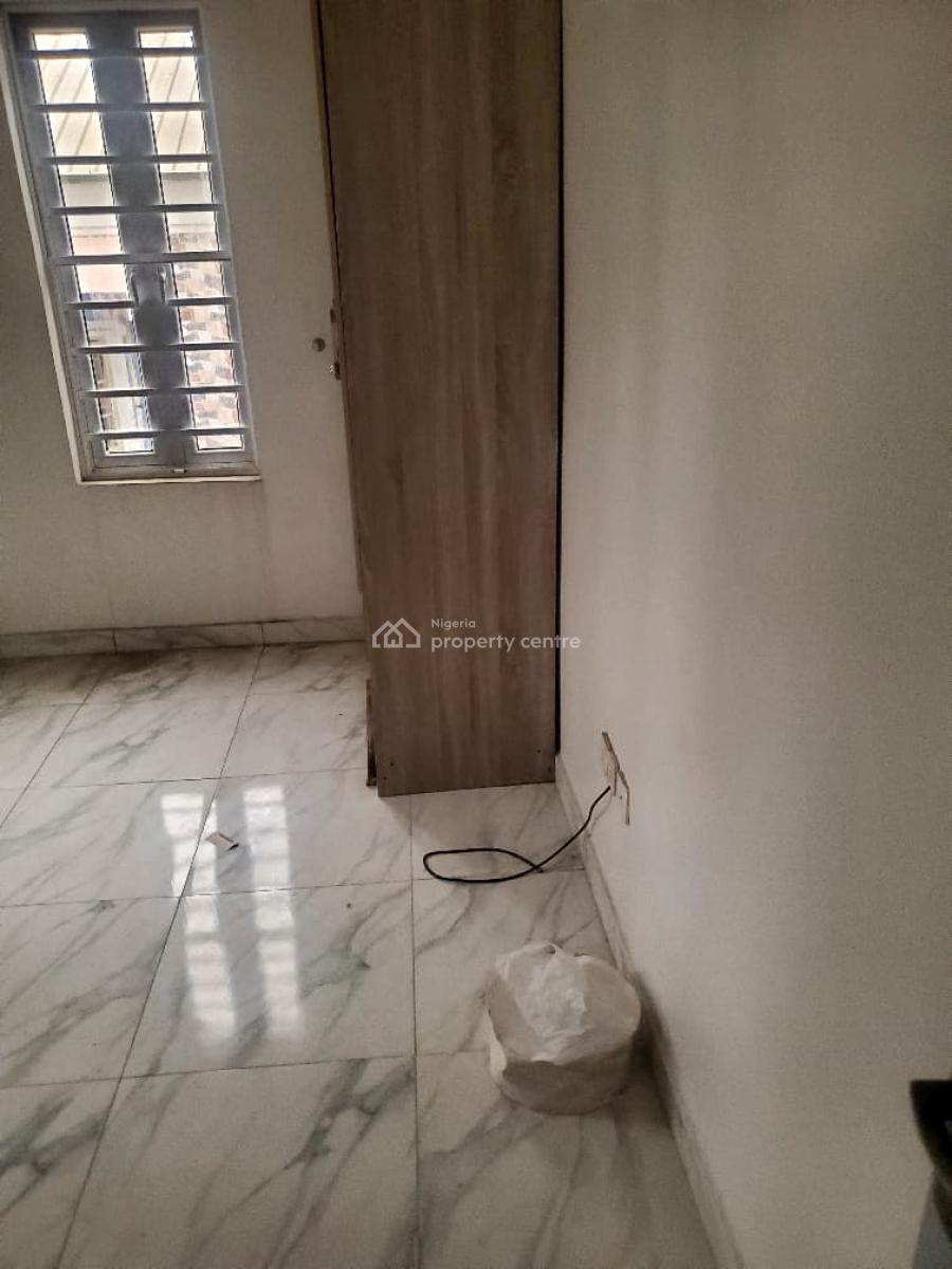 Spacious 4 Bedroom Terrace Duplex in a Secure Estate, Orchid, Lekki, Lagos, Terraced Duplex for Sale