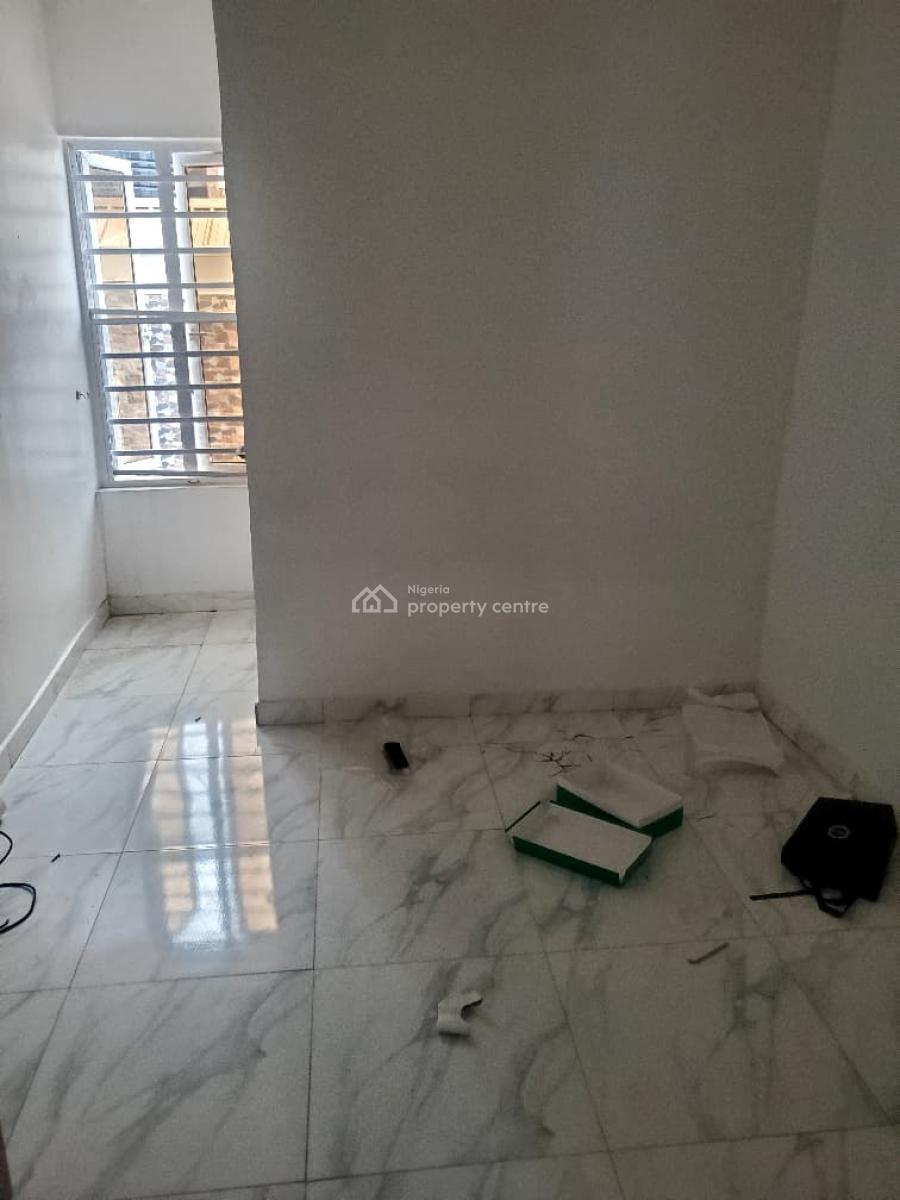 Spacious 4 Bedroom Terrace Duplex in a Secure Estate, Orchid, Lekki, Lagos, Terraced Duplex for Sale