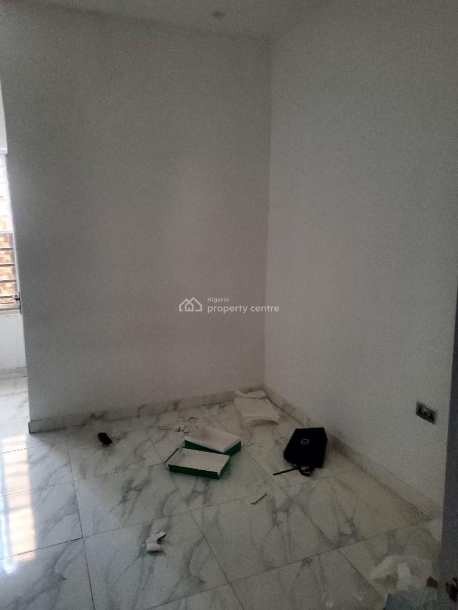 Spacious 4 Bedroom Terrace Duplex in a Secure Estate, Orchid, Lekki, Lagos, Terraced Duplex for Sale