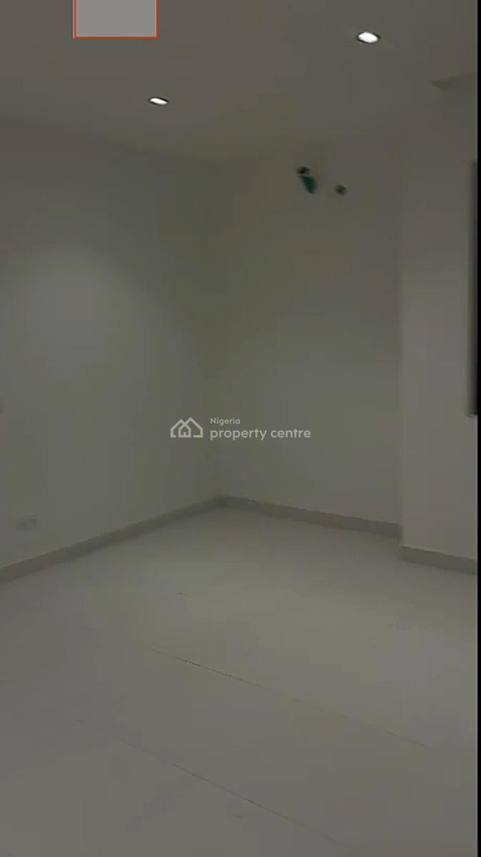 Spacious Mini Flat with 8month Lease Left, No Legal, No Caution., Ikate, Lekki, Lagos, Mini Flat (room and Parlour) for Rent