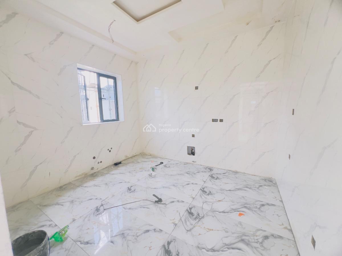 2 Bedroom Apartment, Orchid Road, Lekki, Lagos, Flat / Apartment for Sale