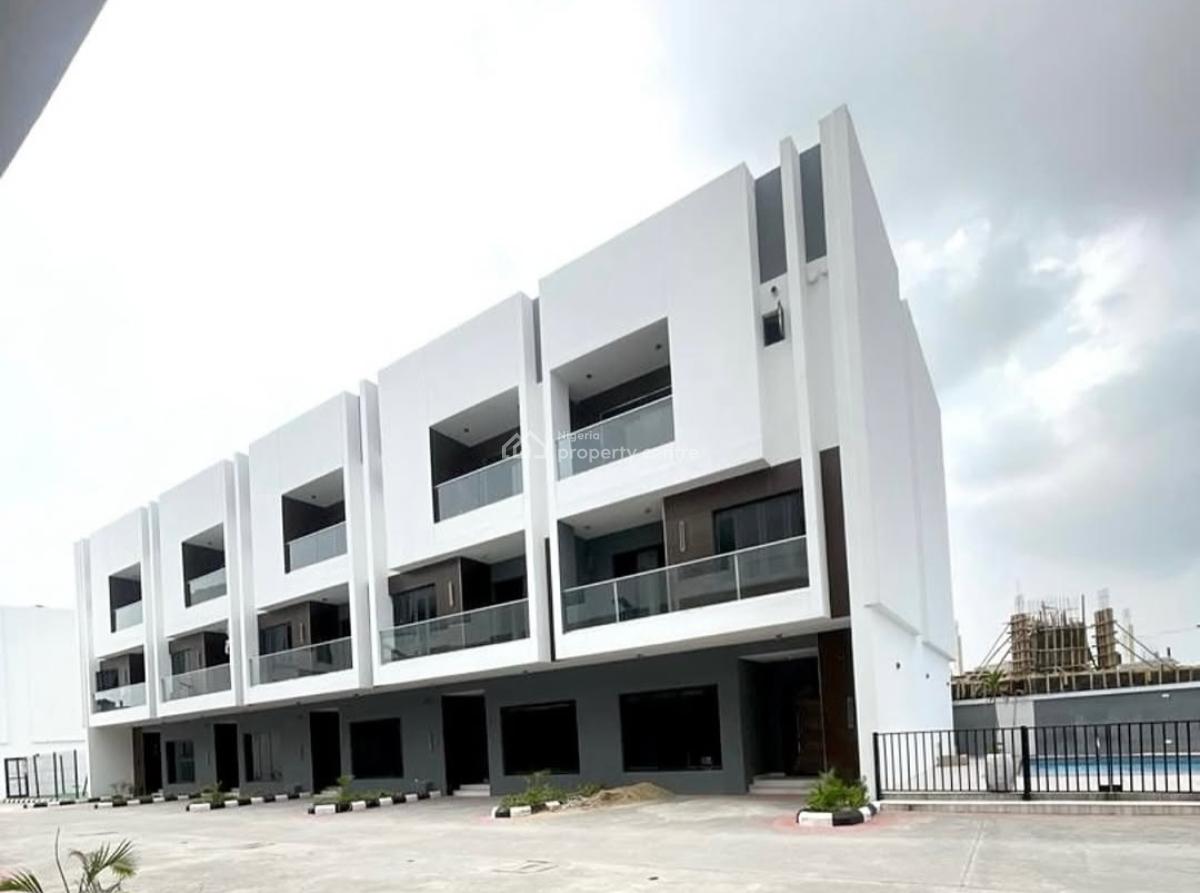 24/7  Power Supply 4 Bedroom En-suite Townhouse with an Enclosed Fitte, Lekki Phase 1, Lekki, Lagos, Terraced Duplex for Rent
