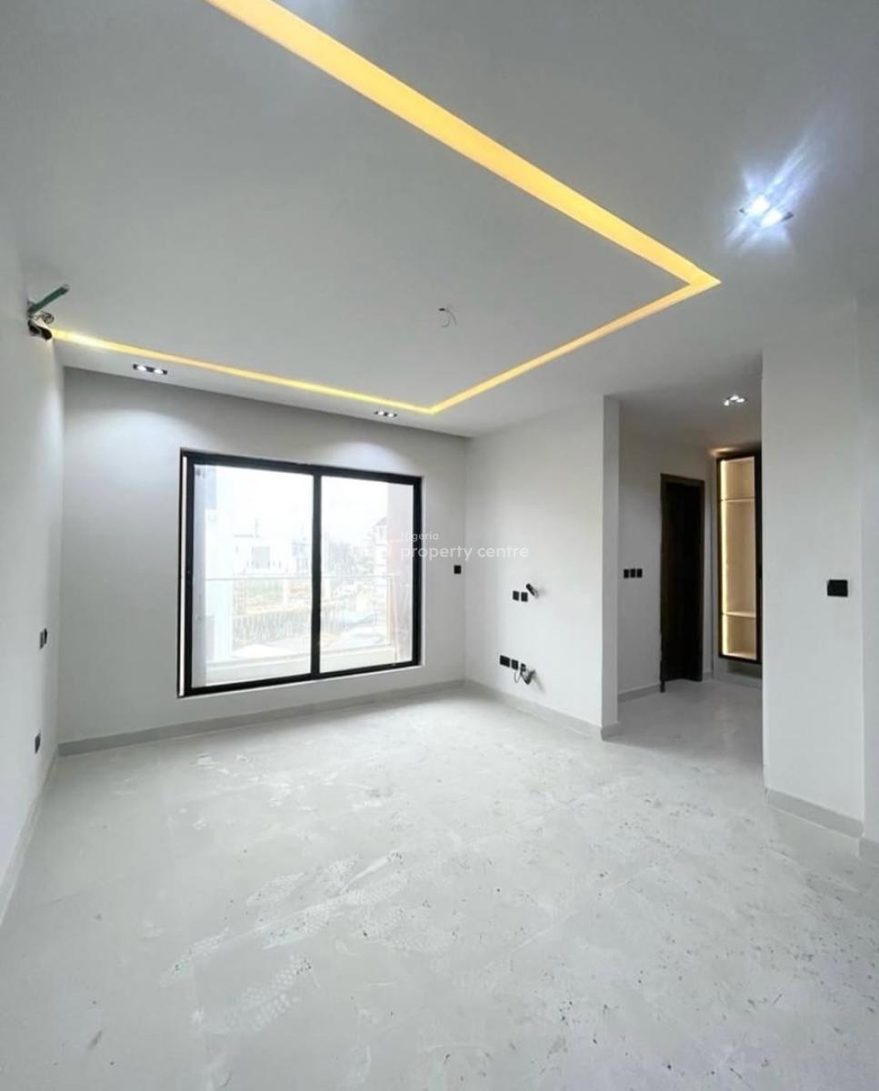 24/7  Power Supply 4 Bedroom En-suite Townhouse with an Enclosed Fitte, Lekki Phase 1, Lekki, Lagos, Terraced Duplex for Rent
