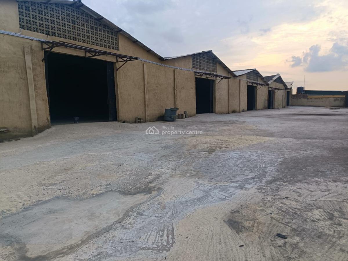 a Massive Warehouse 4nos of Approx 550sqmtrs and 1nos of 175 Sqmtrs, on The Road, Alapere, Ketu, Lagos, Warehouse for Rent