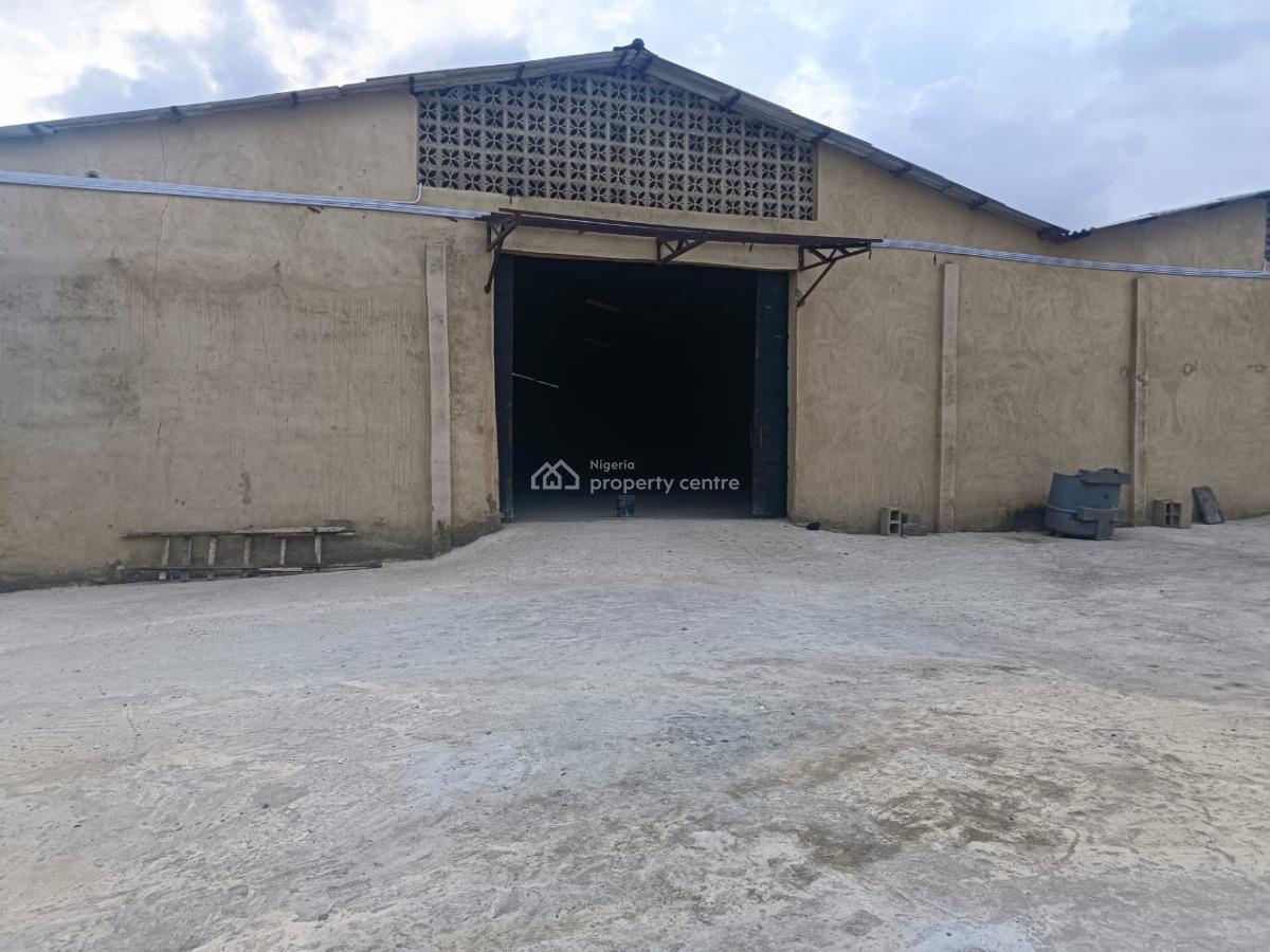 a Massive Warehouse 4nos of Approx 550sqmtrs and 1nos of 175 Sqmtrs, on The Road, Alapere, Ketu, Lagos, Warehouse for Rent