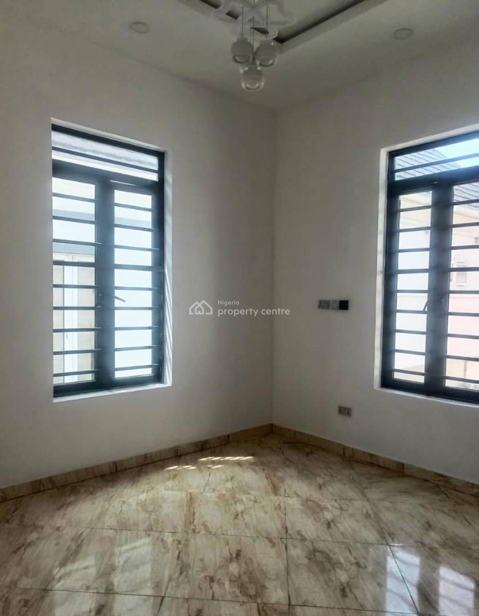 Newly Built Shared Compound 4-bedroom Semi-detached Duplex with Bq, Orchid, Lekki, Lagos, Terraced Duplex for Rent