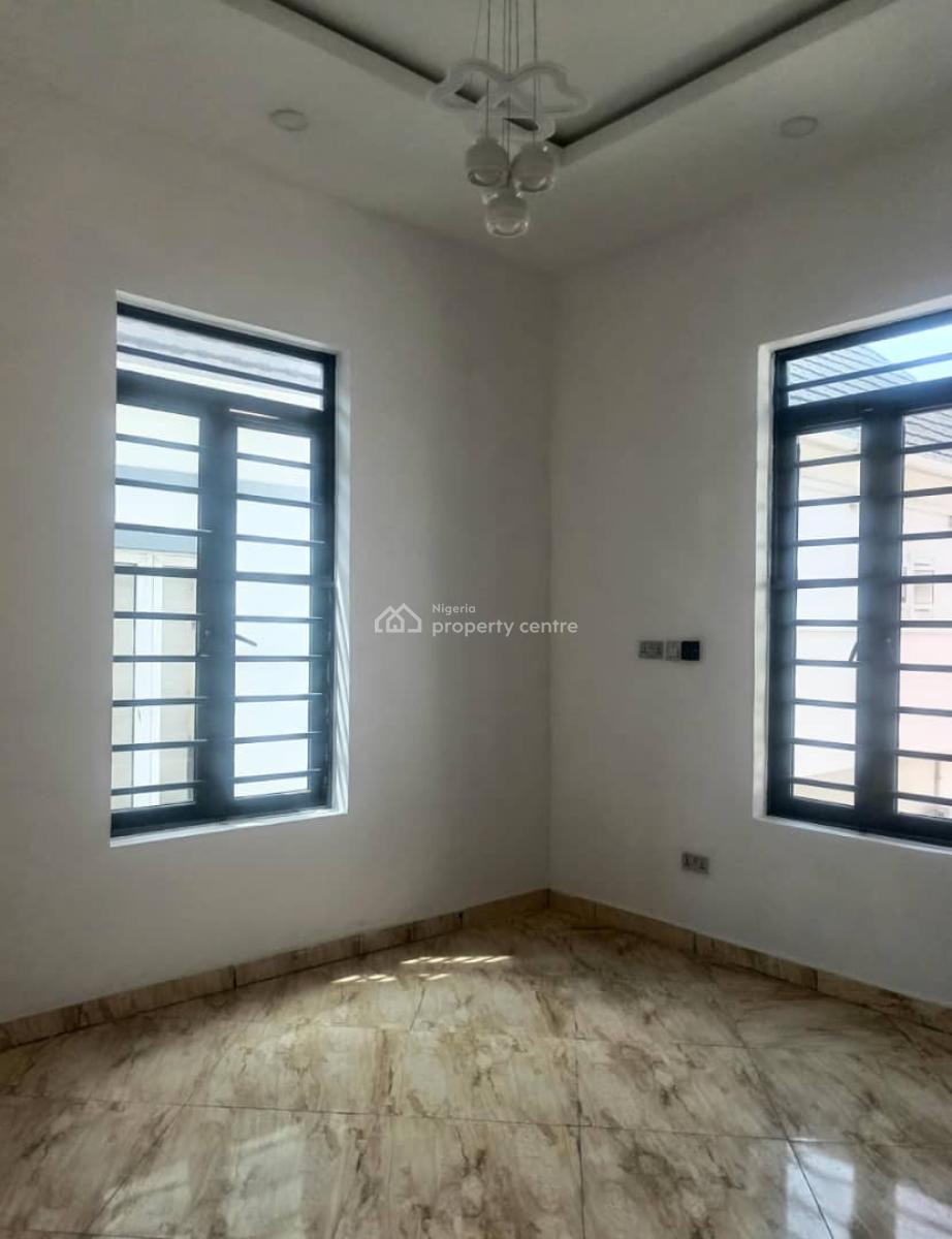 Newly Built Shared Compound 4-bedroom Semi-detached Duplex with Bq, Orchid, Lekki, Lagos, Terraced Duplex for Rent
