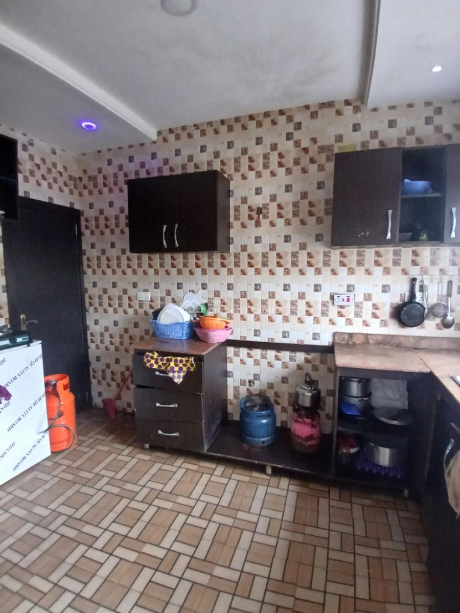 Massive Masters Bedroom Upstairs, By Lekki Gardens Phase 2, Ajah, Lagos, Flat / Apartment for Rent