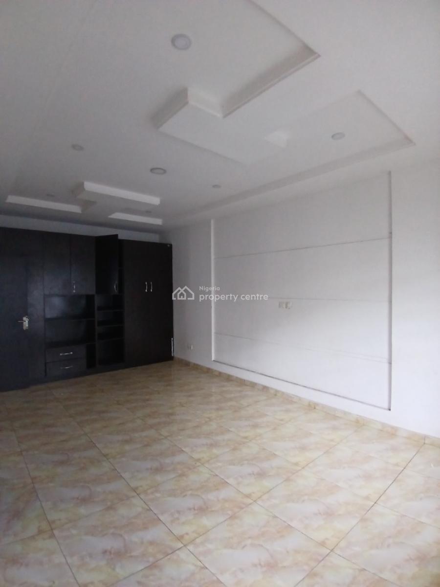 Massive Masters Bedroom Upstairs, By Lekki Gardens Phase 2, Ajah, Lagos, Flat / Apartment for Rent