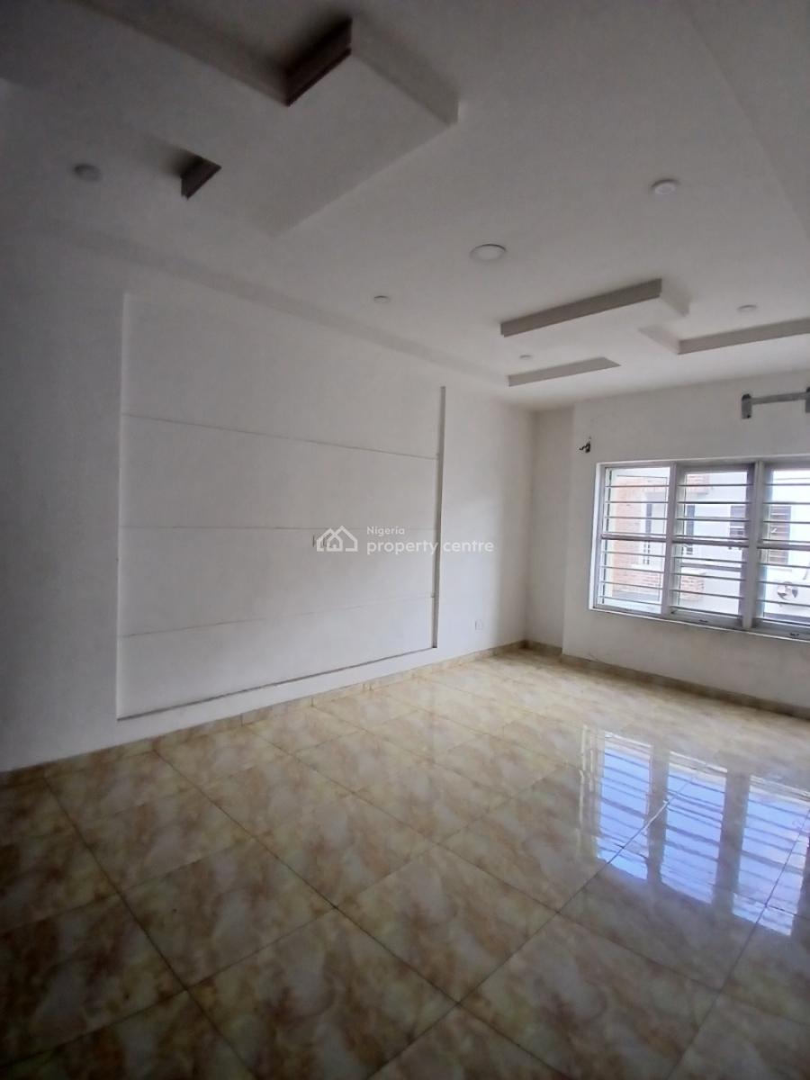Massive Masters Bedroom Upstairs, By Lekki Gardens Phase 2, Ajah, Lagos, Flat / Apartment for Rent