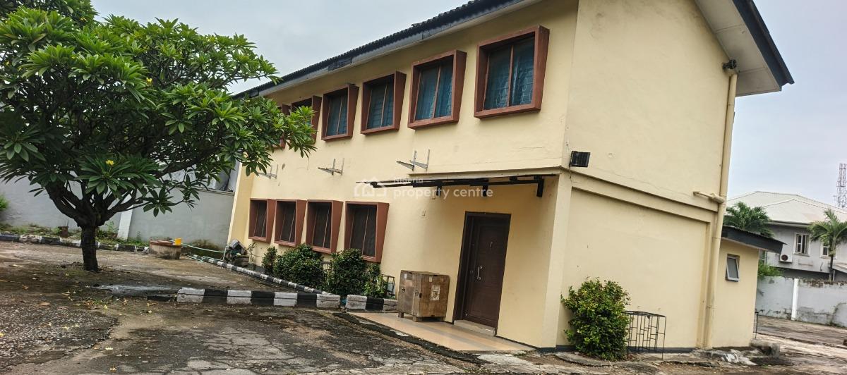 4 Bedroom  Duplex  Sitting on 1,280 Sqm., 1b, Rycroft Road, Off Liverpool Road., Apapa, Lagos, Semi-detached Duplex for Sale