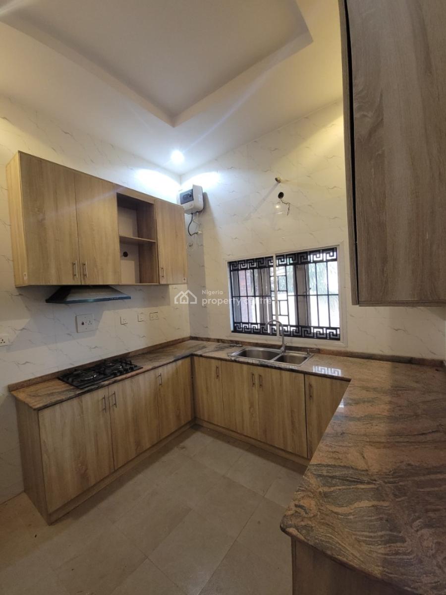 a Well Located 3-bedroom Detached Duplex, Kolapo Ishola Gra, Akobo, Ibadan, Oyo, Detached Duplex for Rent