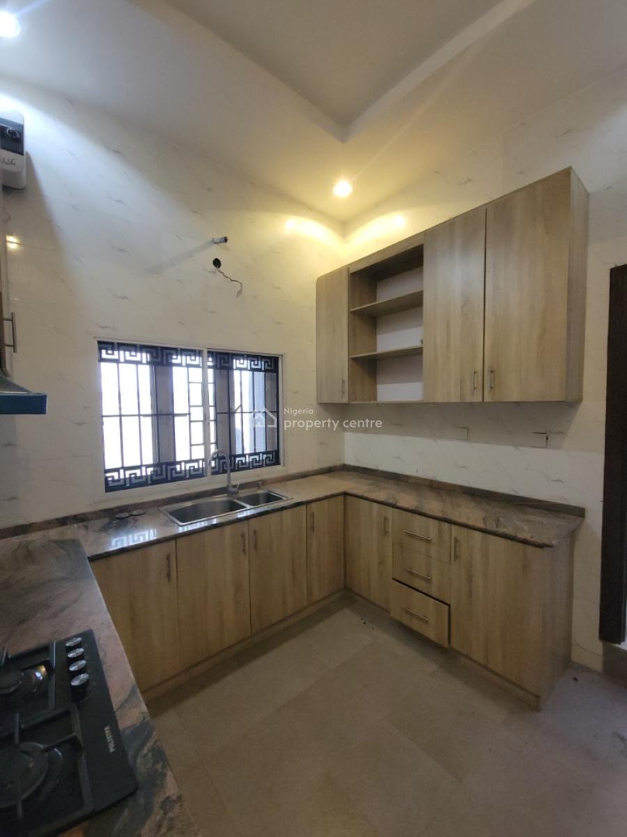 a Well Located 3-bedroom Detached Duplex, Kolapo Ishola Gra, Akobo, Ibadan, Oyo, Detached Duplex for Rent