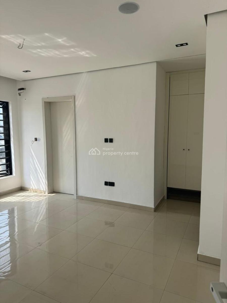 Fully Serviced 2 Bedroom Apartment with Bq, Lekki Phase 1, Lekki, Lagos, Flat / Apartment for Rent