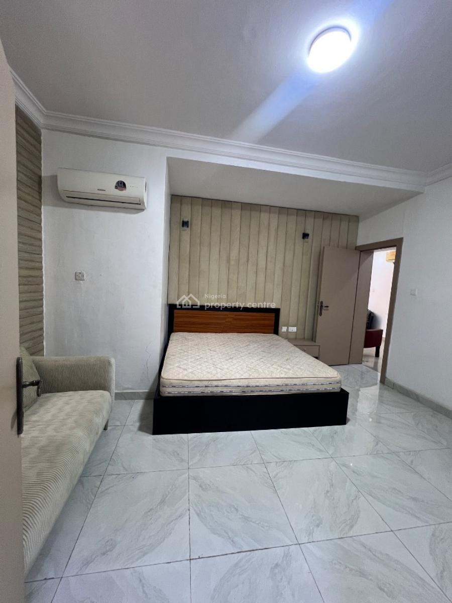 Spacious 3 Bedroom Apartment, Lekki Phase 1, Lekki, Lagos, Flat / Apartment for Rent
