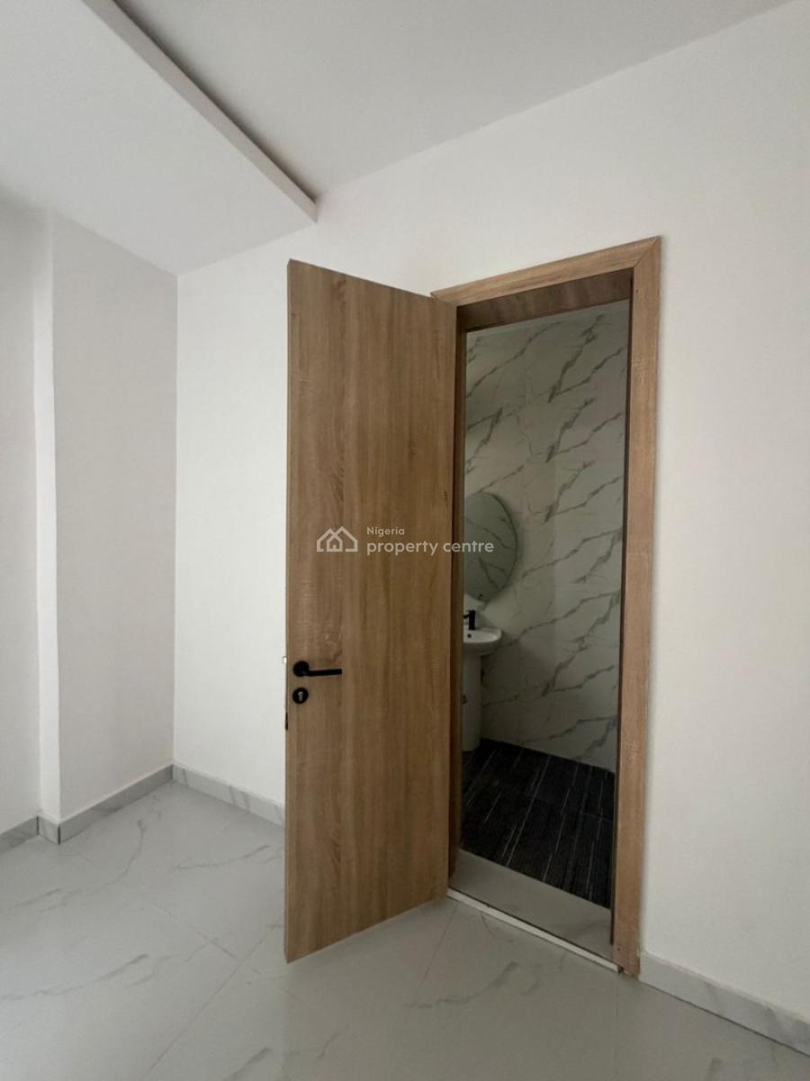 4 Bedroom Semi Detached Terrace with Study and a Bq, Lekki Phase 1, Lekki, Lagos, Semi-detached Duplex for Rent