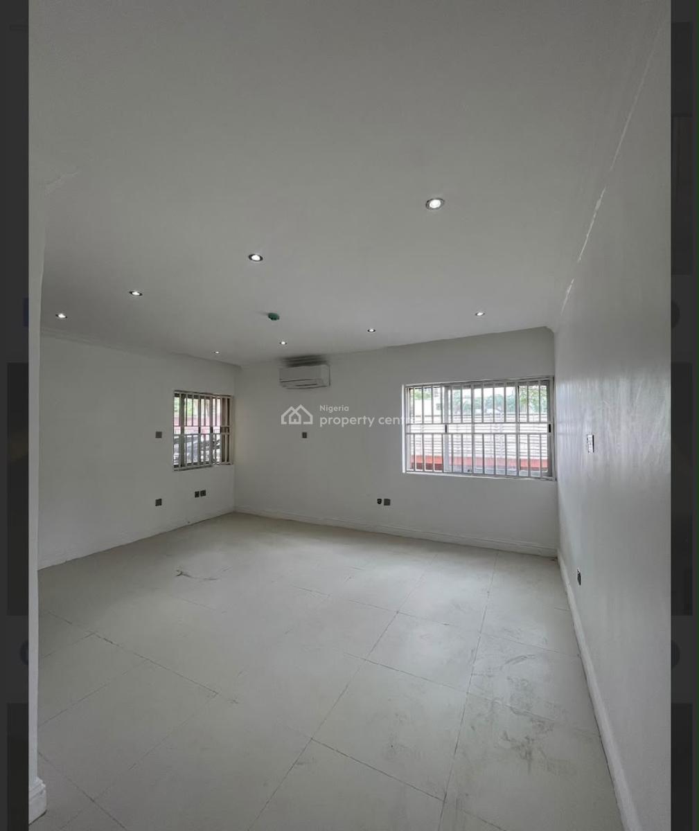 Newly Renovated 3-bedroom Flat with Bq, Ikoyi, Lagos, Flat / Apartment for Rent