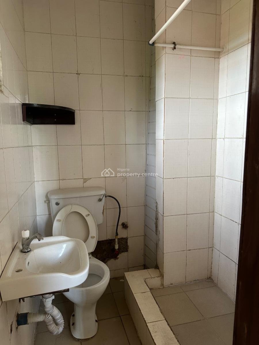 4 Bedroom Spacious Flat with a 1 Room Bq., Off Rita Lori, Garki, Abuja, Flat / Apartment for Rent