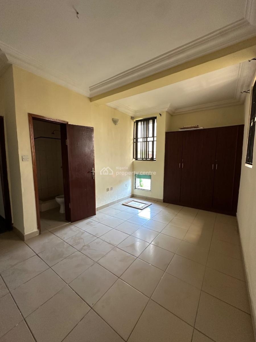 4 Bedroom Spacious Flat with a 1 Room Bq., Off Rita Lori, Garki, Abuja, Flat / Apartment for Rent