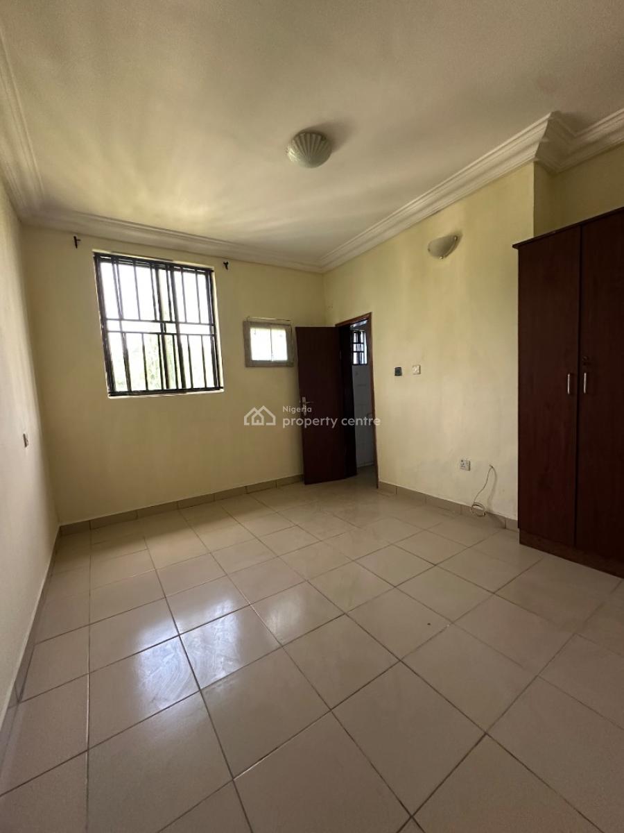 4 Bedroom Spacious Flat with a 1 Room Bq., Off Rita Lori, Garki, Abuja, Flat / Apartment for Rent
