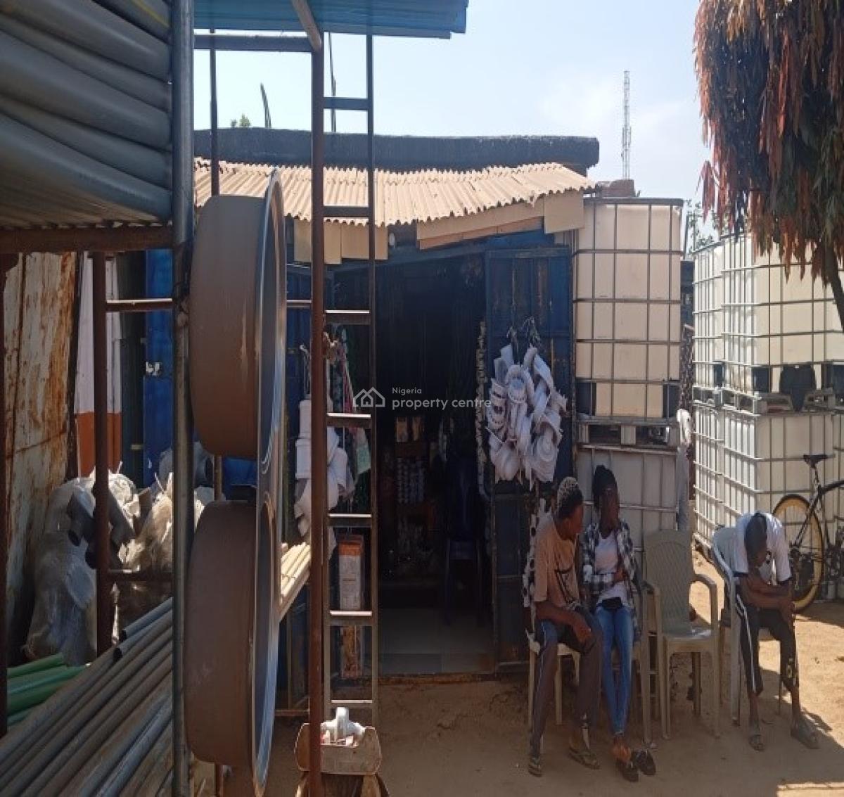 Open Market Built Up Shops, Jos, Jos South, Plateau, Shop for Rent