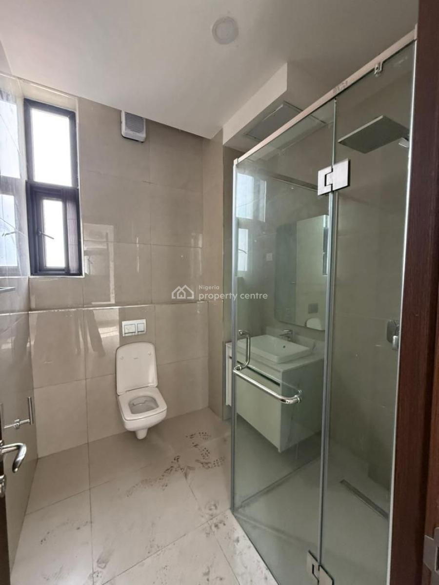 Newly Built 3 Bedroom with Bq, Lekki Phase 1, Lekki, Lagos, Flat / Apartment for Sale