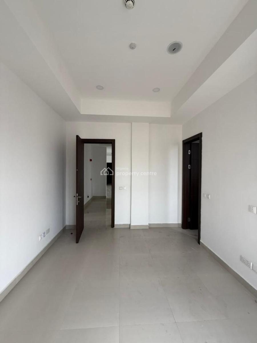 Newly Built 3 Bedroom with Bq, Lekki Phase 1, Lekki, Lagos, Flat / Apartment for Sale