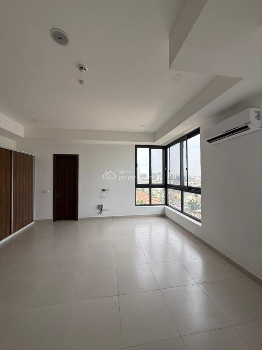 Newly Built 3 Bedroom with Bq, Lekki Phase 1, Lekki, Lagos, Flat / Apartment for Sale