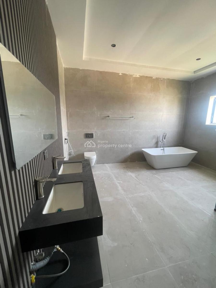 6 Bedroom Fully Detached with Bq, Hampton Bay, Lekki Phase 2, Lekki, Lagos, Detached Duplex for Sale