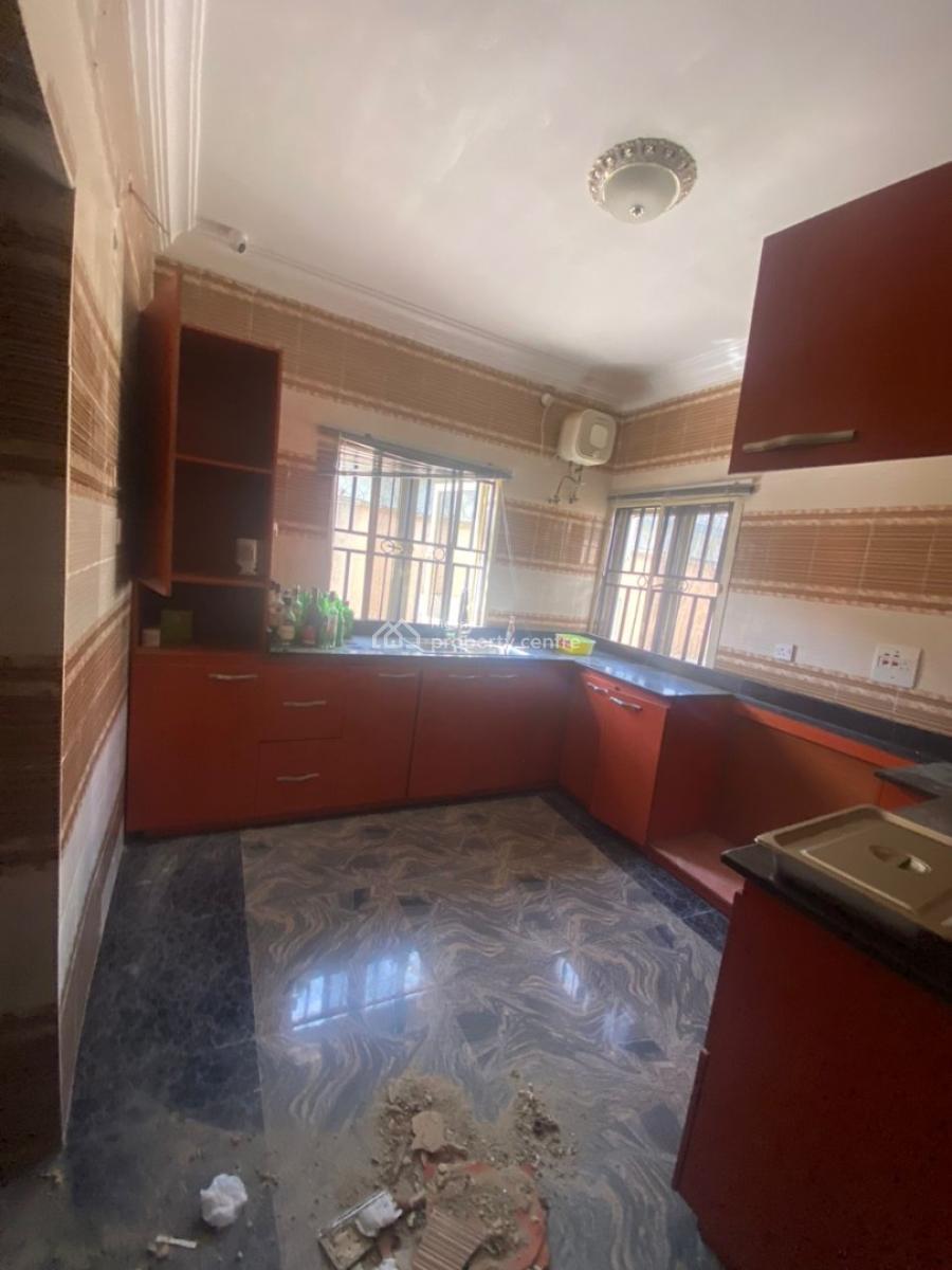 Speaking  3 Bedroom  in a Self Compound, Sangotedo, Ajah, Lagos, Semi-detached Bungalow for Rent