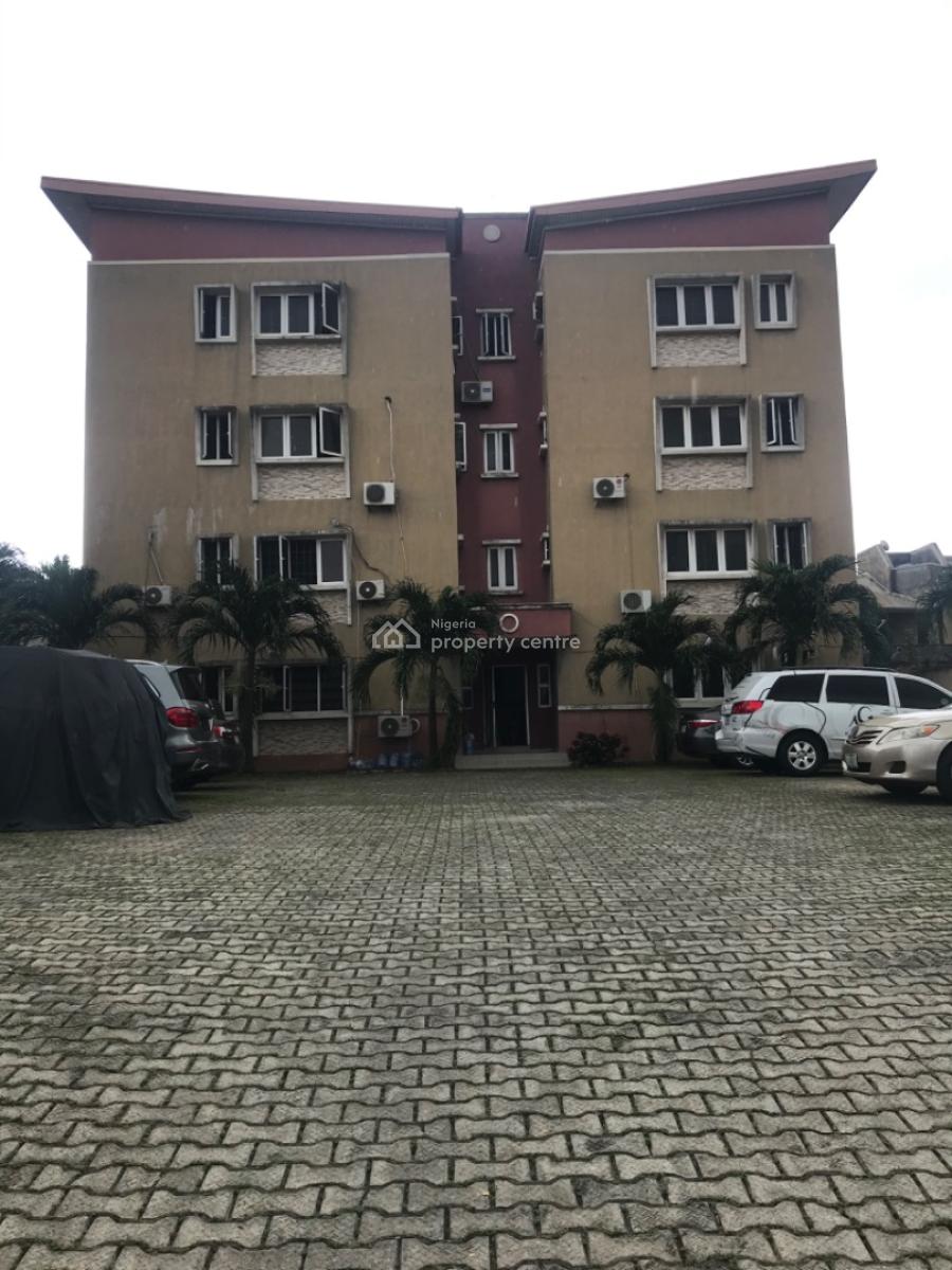 3 Bedroom Apartment, Top Floor, Admiral Oduwaye Street, Omole Phase 2, Ikeja, Lagos, Block of Flats for Sale
