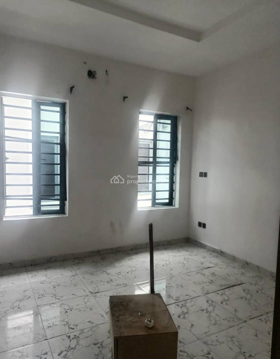 Beautiful 4 Bedroom Terrace Duplex in a Secure Estate, Lekki Peninsula, Lekki, Lagos, Terraced Duplex for Sale