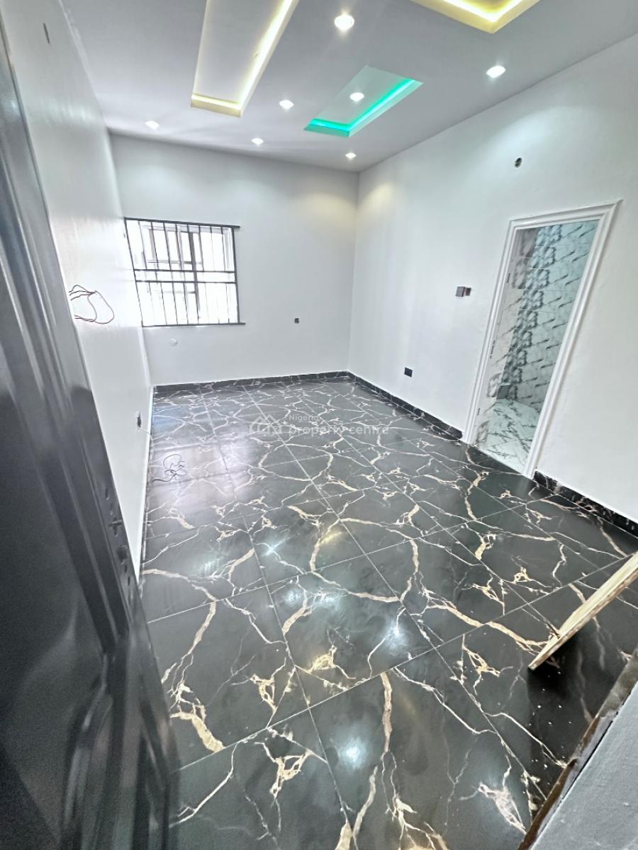 Spacious Newly Renovated 3bedroom Apartment, Obamusa, Agungi, Lekki, Lagos, Flat / Apartment for Rent