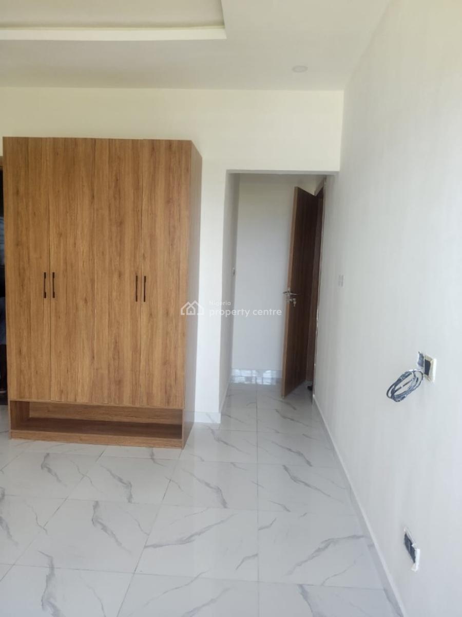 Luxury 2-bedroom Flat (2nd Floor), Ajayi Apata Estate, Sangotedo, Ajah, Lagos, Flat / Apartment for Rent