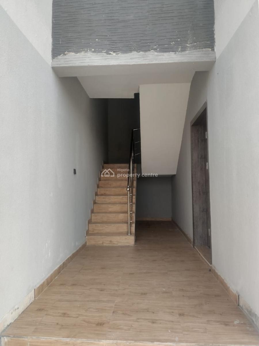 Luxury 2-bedroom Flat (2nd Floor), Ajayi Apata Estate, Sangotedo, Ajah, Lagos, Flat / Apartment for Rent
