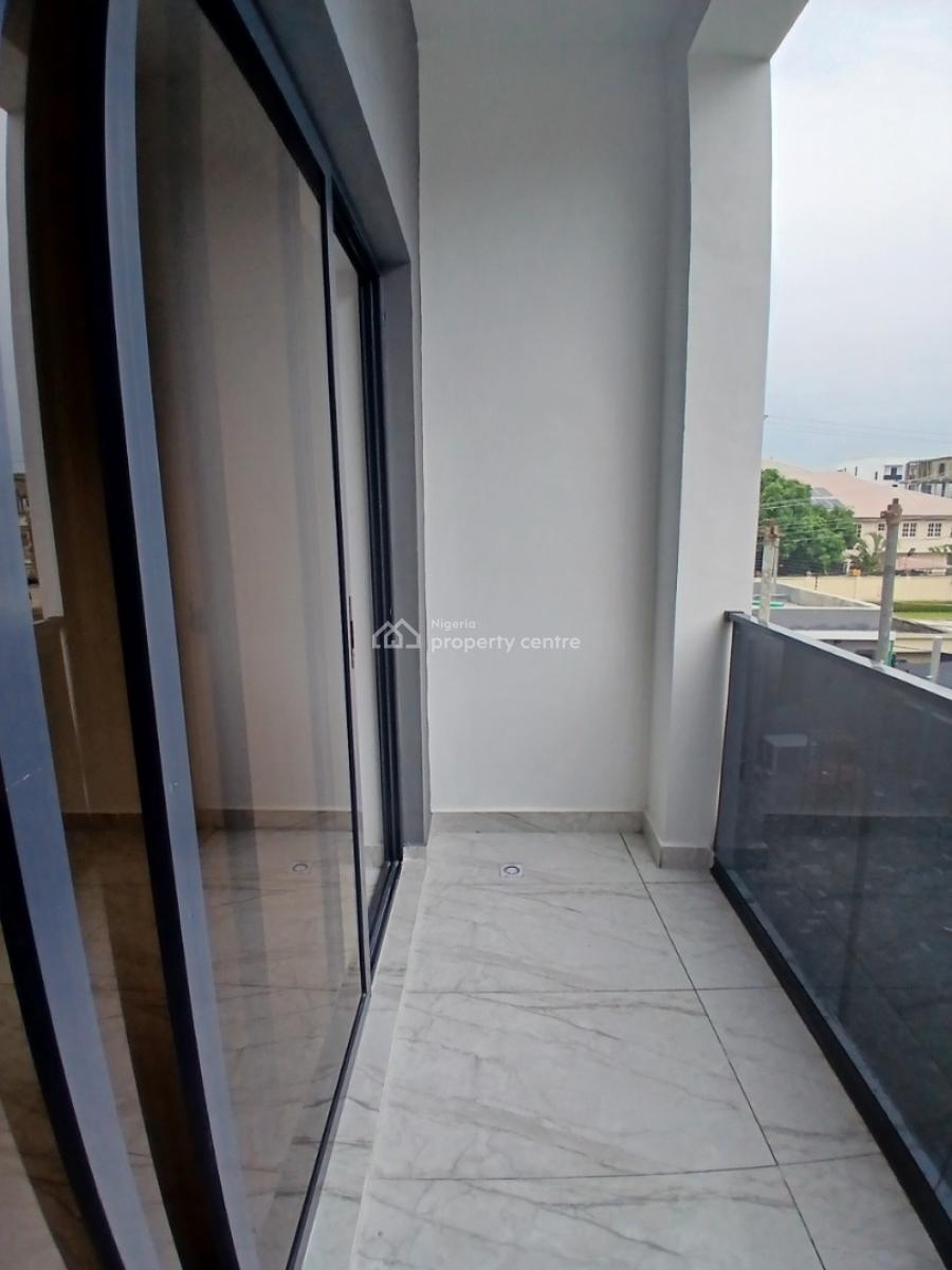 Newly Built and Serviced with 24/7 Power Supply 3 Bedroom En-suite Ter, Lekki Phase 1, Lekki, Lagos, Terraced Duplex for Rent
