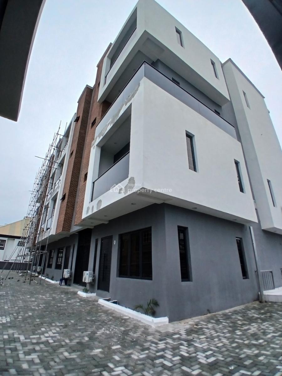 Newly Built and Serviced with 24/7 Power Supply 3 Bedroom En-suite Ter, Lekki Phase 1, Lekki, Lagos, Terraced Duplex for Rent