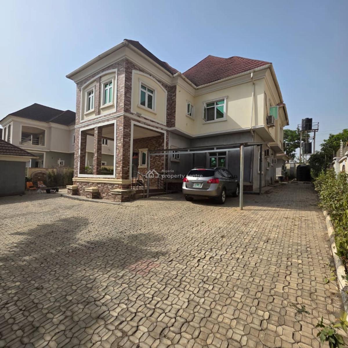 Distress  5 Bedroom Fully Detached Duplex with Bq on 700sqm in Gwarin, Gwarinpa Abuja After Charly Boy Axis, Gwarinpa, Abuja, Detached Duplex for Sale