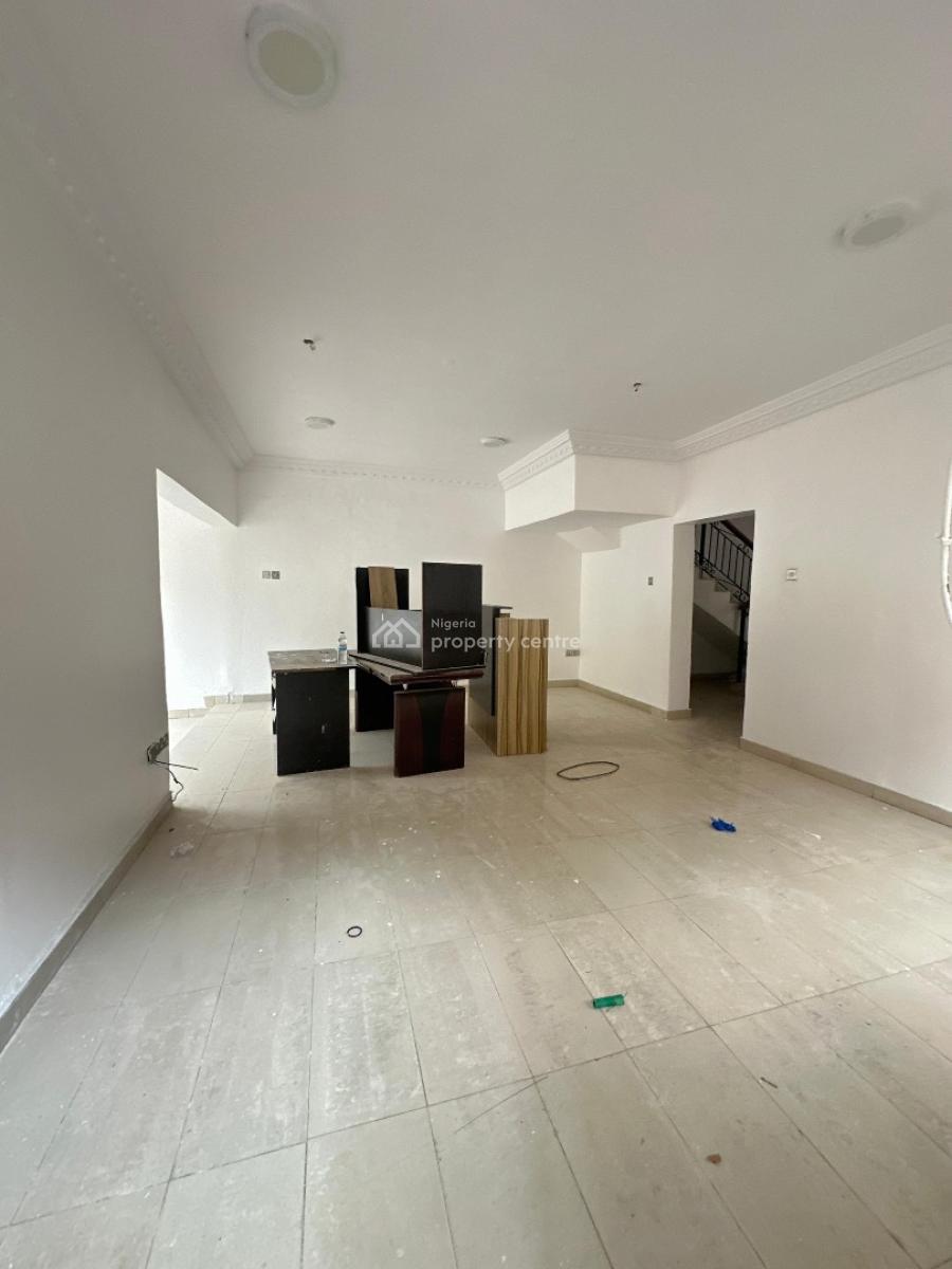 3 Bedroom Terrace Duplex with 2 Rooms Staff Quarters, Lekki Phase 1, Lekki, Lagos, Terraced Duplex for Rent