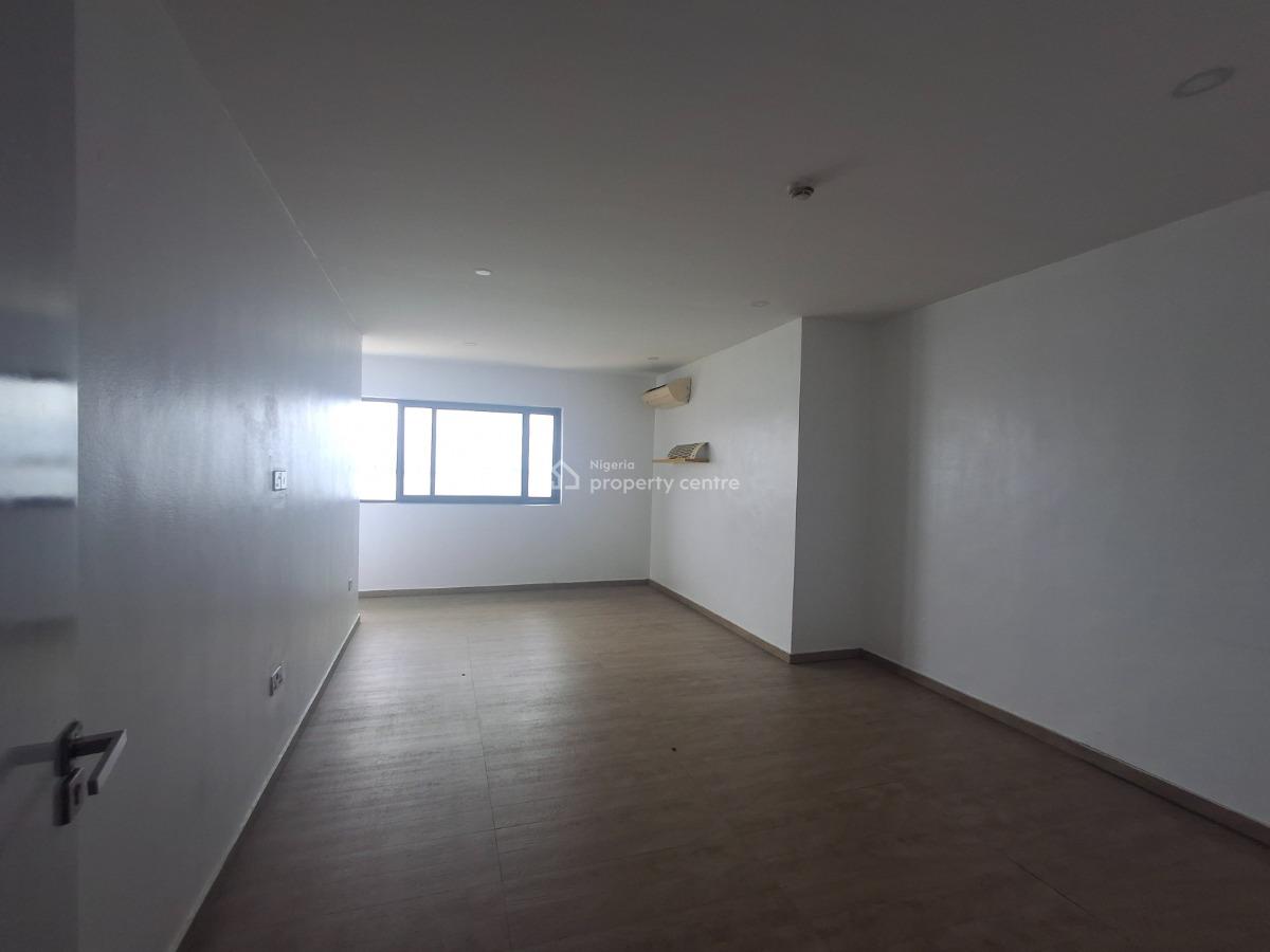 3 Bedroom Flat with Bq and Study, Lekki Phase 1, Lekki, Lagos, Flat / Apartment for Rent
