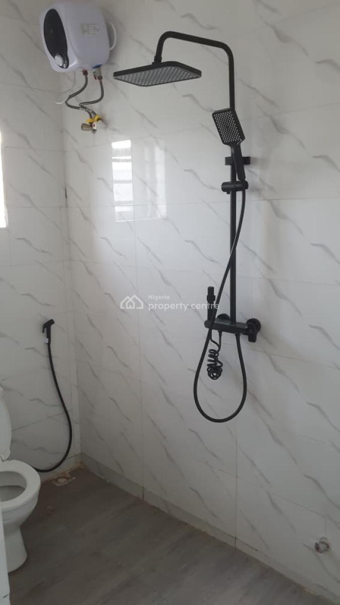 2 Bedroom Flat Availabe, Seaside Estate, Badore, Ajah, Lagos, Flat / Apartment for Rent