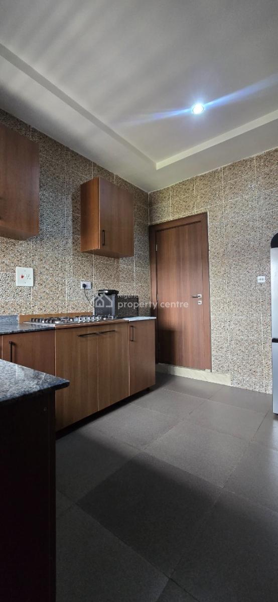 3 Bedroom Terrace Duplex with a Maids Room, Naf Valley Estate, Asokoro District, Abuja, Terraced Duplex for Sale