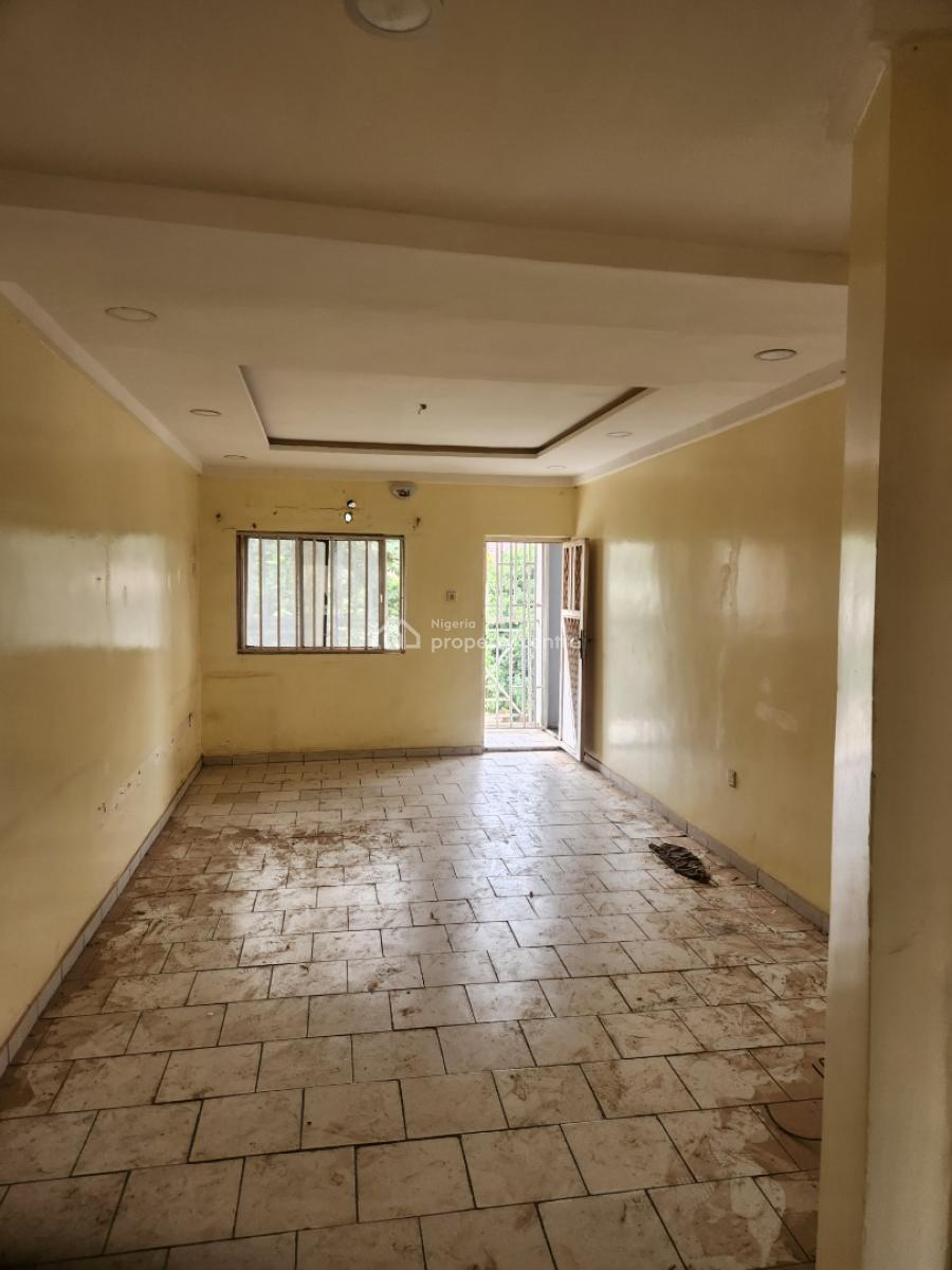 Nice 2 Bedroom Flat, 2nd Floor, Office,airbnb,residence, Off Amino Kanotarred Rd, Wuse 2, Abuja, Flat / Apartment for Rent
