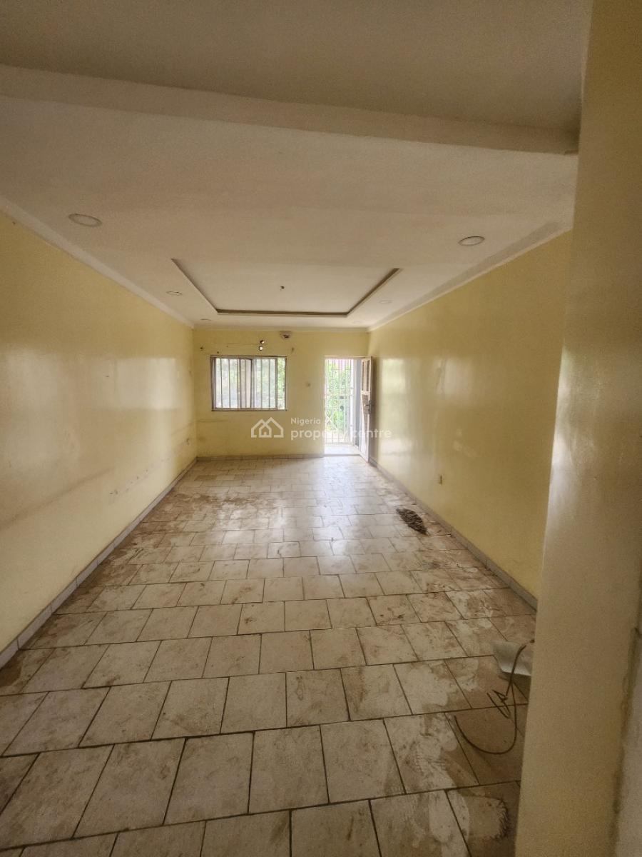 Nice 2 Bedroom Flat, 2nd Floor, Office,airbnb,residence, Off Amino Kanotarred Rd, Wuse 2, Abuja, Flat / Apartment for Rent
